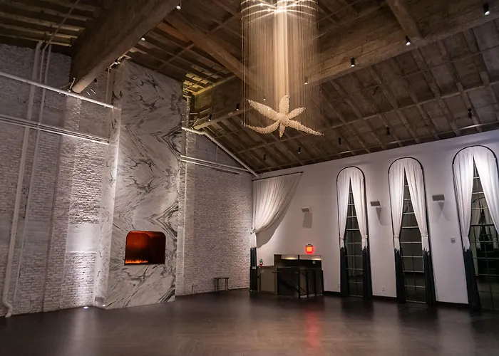 The Mayfair Hotel Los Angeles